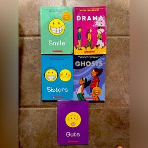 Graphic Novels (Girls) Raina Telgemeir, Author